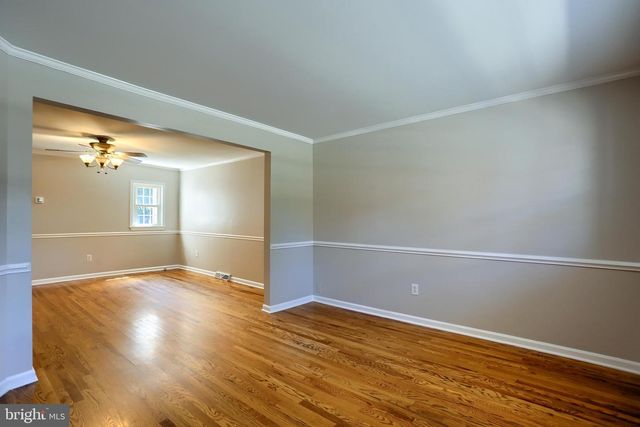 312 N BALTIMORE AVE, Mount Holly Springs, PA 17065