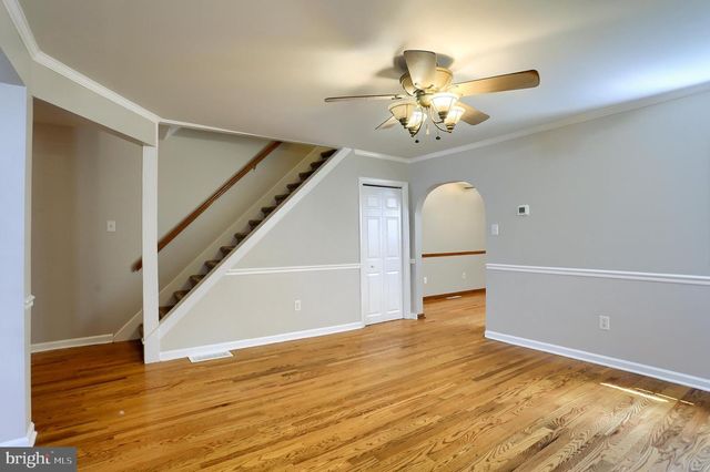 312 N BALTIMORE AVE, Mount Holly Springs, PA 17065