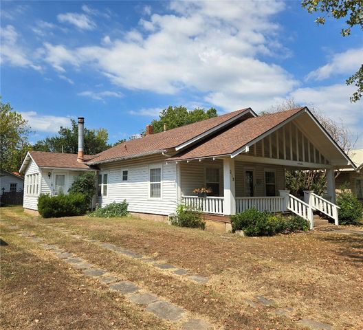219 S 5th Street, Okemah, OK 74859