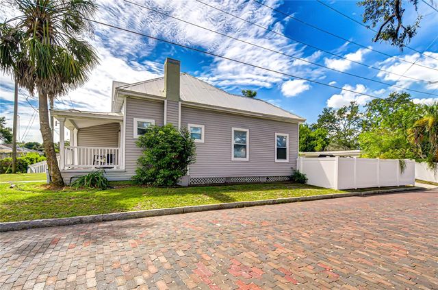 3120 N WOODROW AVENUE, Tampa, FL 33603