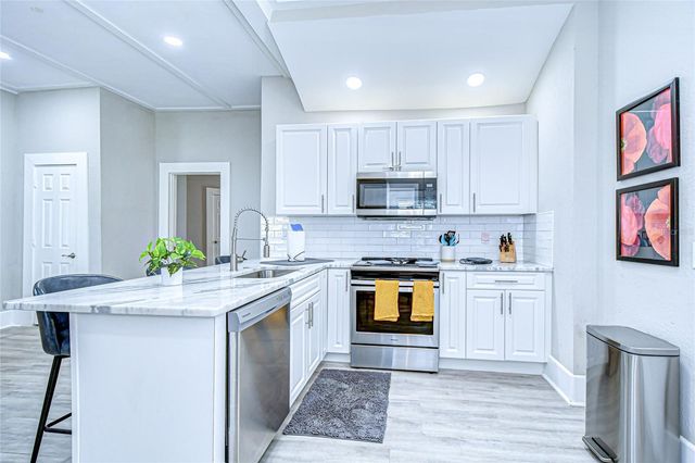3120 N WOODROW AVENUE, Tampa, FL 33603