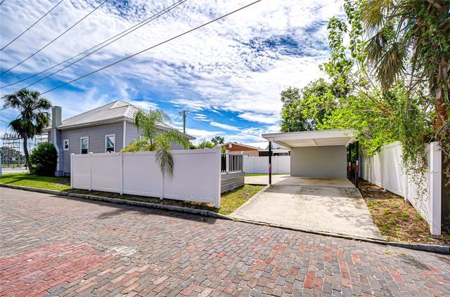 3120 N WOODROW AVENUE, Tampa, FL 33603