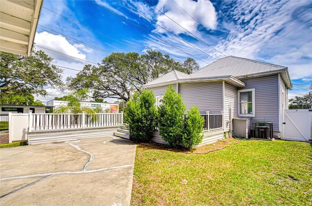 3120 N WOODROW AVENUE, Tampa, FL 33603