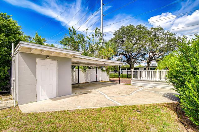 3120 N WOODROW AVENUE, Tampa, FL 33603
