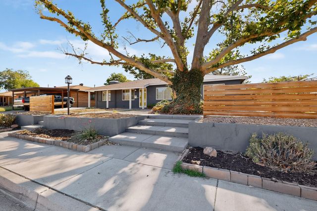 2506 General Bradley Street NE, Albuquerque, NM 87112