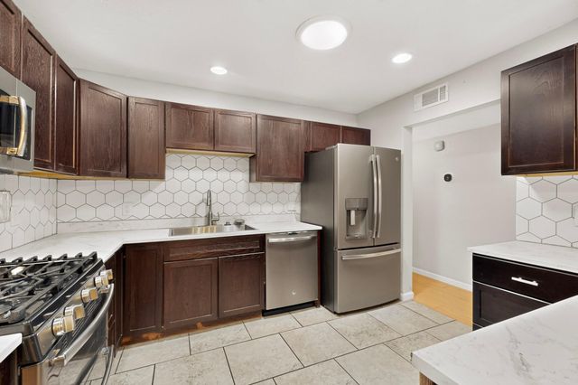 2506 General Bradley Street NE, Albuquerque, NM 87112
