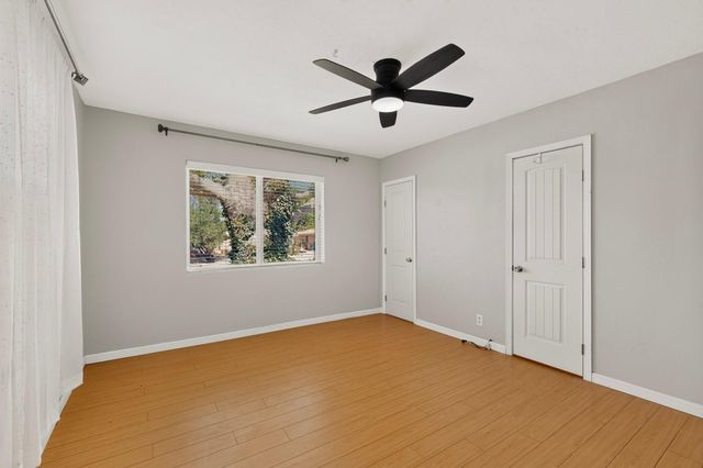 2506 General Bradley Street NE, Albuquerque, NM 87112