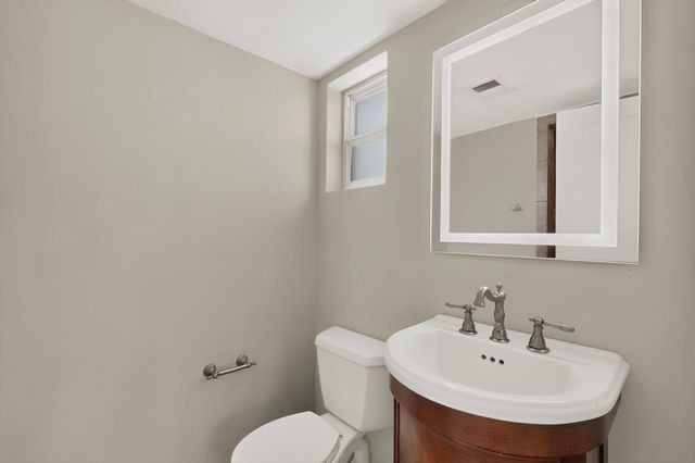 2506 General Bradley Street NE, Albuquerque, NM 87112