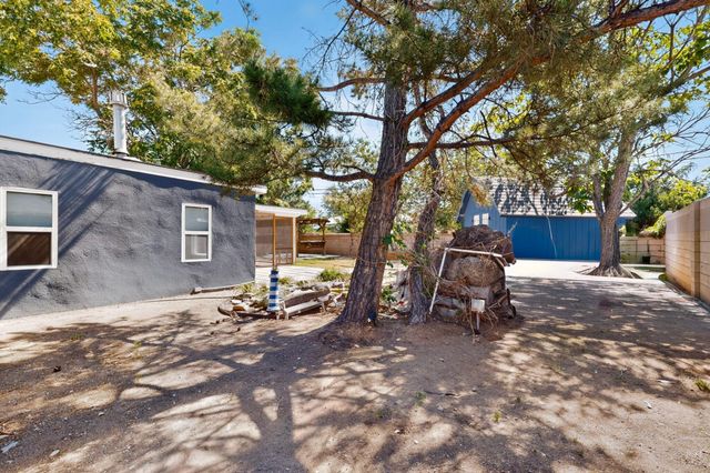 2506 General Bradley Street NE, Albuquerque, NM 87112