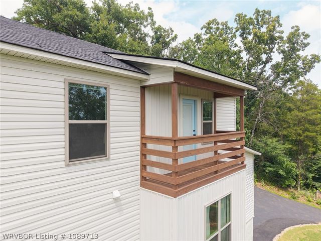 805 N 17th Street, Van Buren, AR 72947