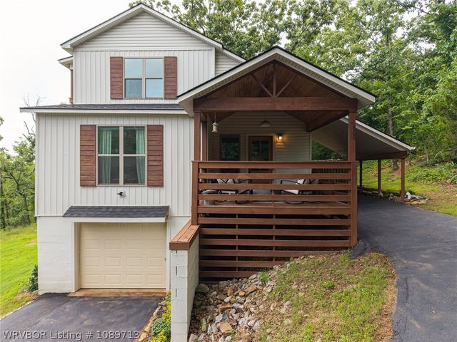 805 N 17th Street, Van Buren, AR 72947