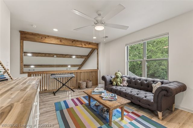 805 N 17th Street, Van Buren, AR 72947
