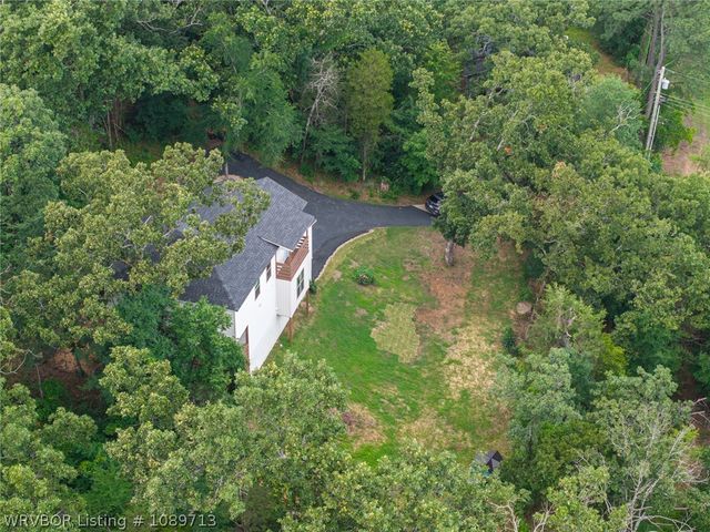 805 N 17th Street, Van Buren, AR 72947