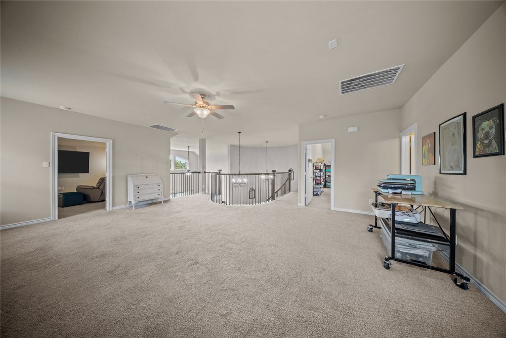 Image 27 of property listing at 6510 Loire Valley Drive, Rowlett, TX 75088