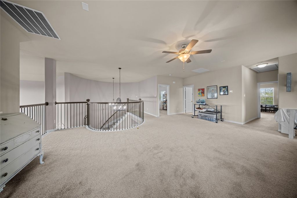 Image 28 of property listing at 6510 Loire Valley Drive, Rowlett, TX 75088