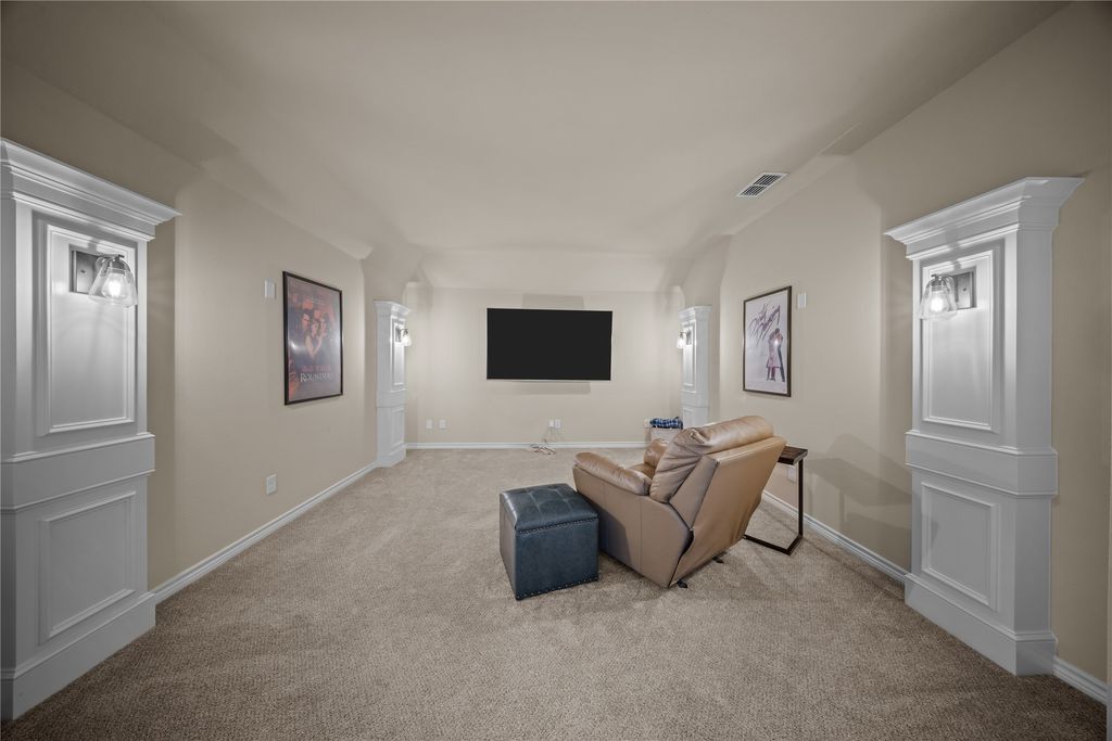 Image 29 of property listing at 6510 Loire Valley Drive, Rowlett, TX 75088