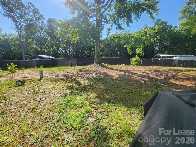 1058 Mclain Road, Kannapolis, NC 28083