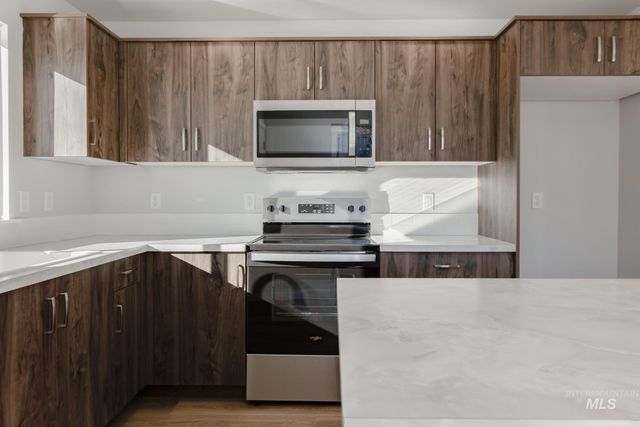 7130 E Shields Dr, Nampa, ID 83687