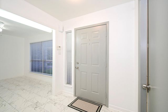 8615 Belle Park Drive, Houston, TX 77099
