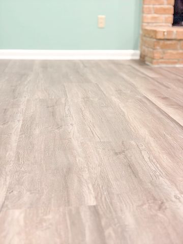 8615 Belle Park Drive, Houston, TX 77099