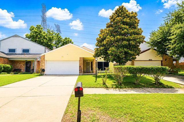 8615 Belle Park Drive, Houston, TX 77099