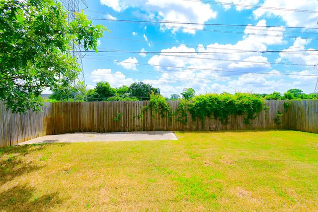8615 Belle Park Drive, Houston, TX 77099