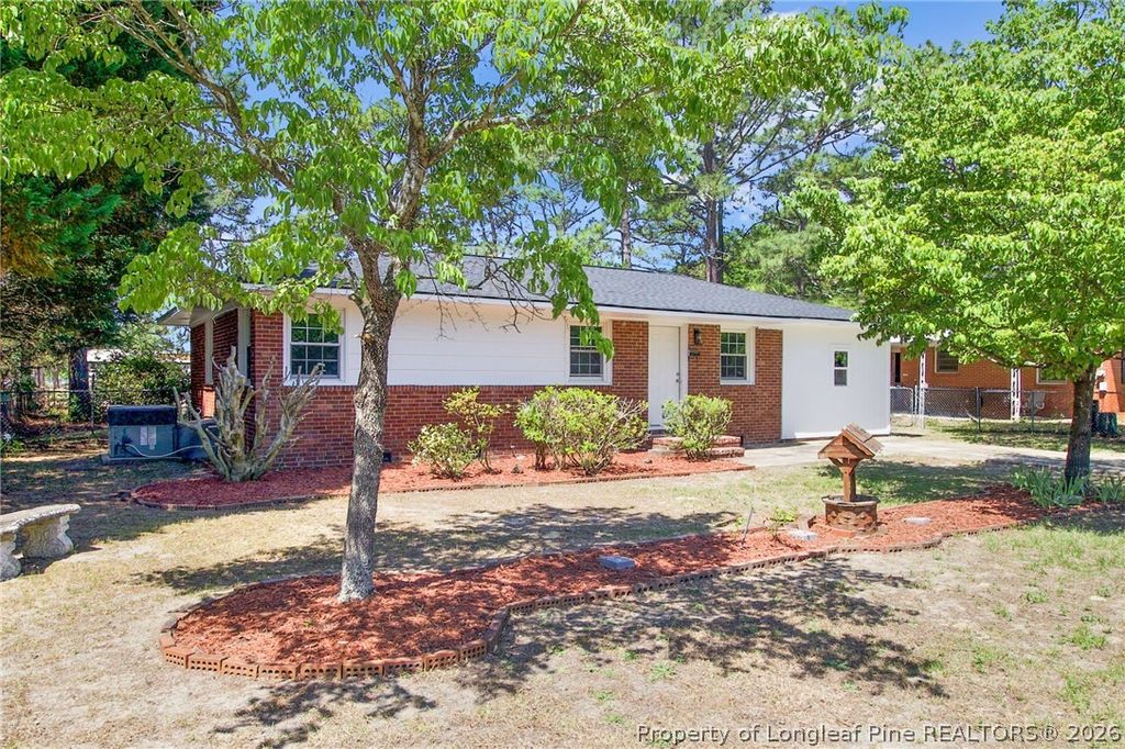 1826 Wayne Lane, Fayetteville, NC 28304 — exterior