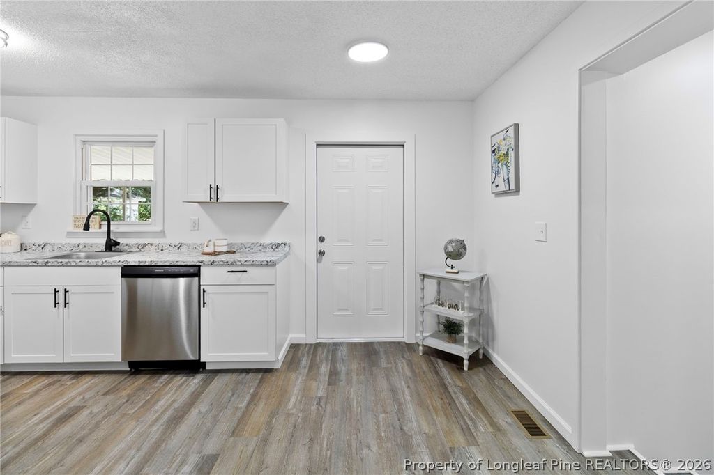 1826 Wayne Lane, Fayetteville, NC 28304 — photo 5
