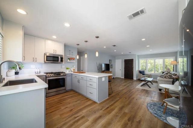 3839 Vista Campana South 28, Oceanside, CA 92057