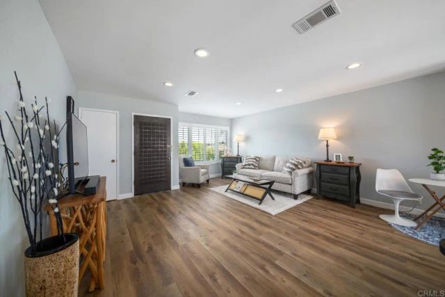 3839 Vista Campana South 28, Oceanside, CA 92057