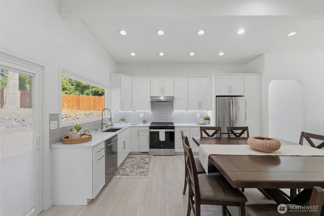 3410 70th Avenue NW, Gig Harbor, WA 98335