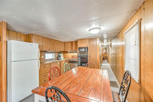 122 N Panuco Drive, Trinity, TX 75862
