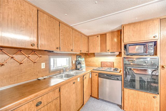 122 N Panuco Drive, Trinity, TX 75862