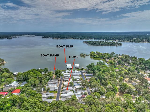 122 N Panuco Drive, Trinity, TX 75862