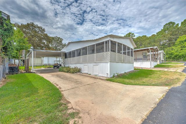 122 N Panuco Drive, Trinity, TX 75862