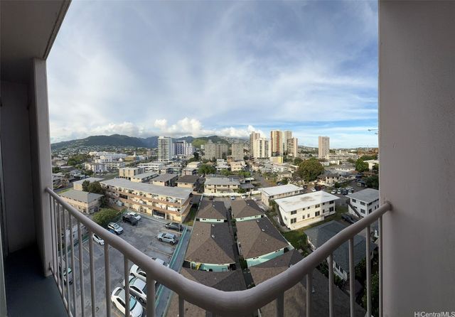 2440 Date Street 901, Honolulu, HI 96826
