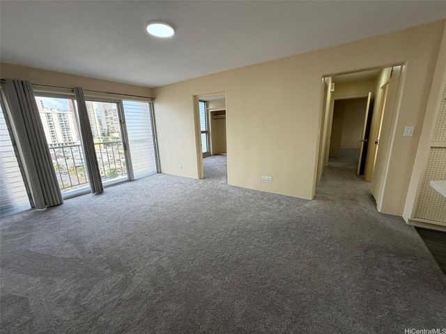 2440 Date Street 901, Honolulu, HI 96826