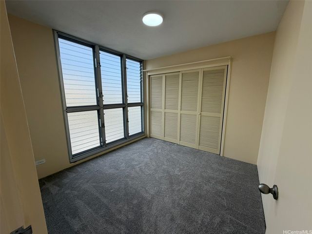 2440 Date Street 901, Honolulu, HI 96826