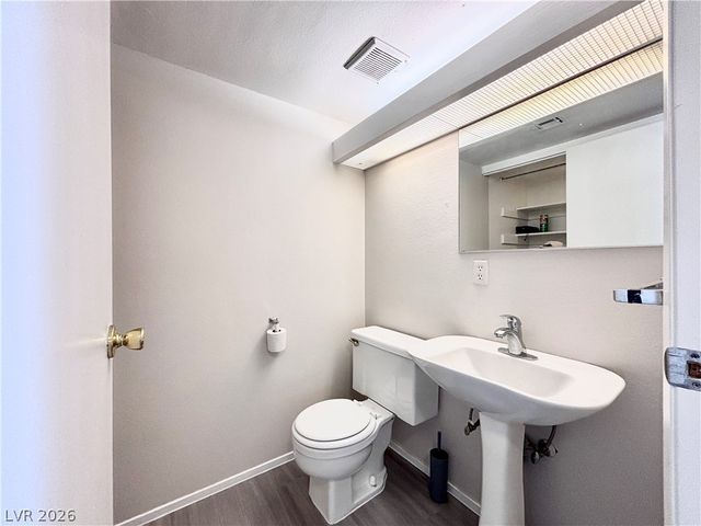 4034 Gold Coast Drive, Las Vegas, NV 89121