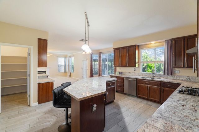 9331 Nestani Way, Elk Grove, CA 95758