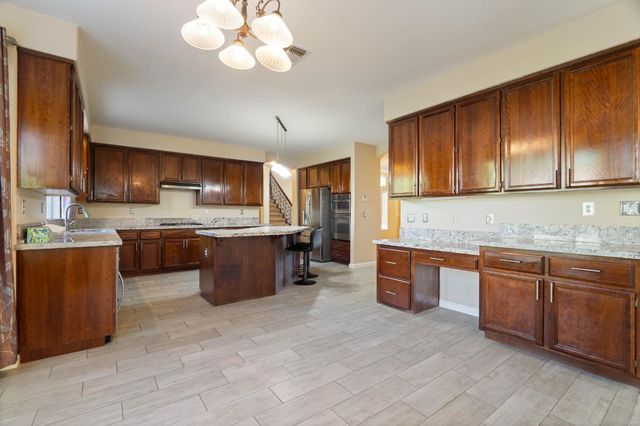 9331 Nestani Way, Elk Grove, CA 95758