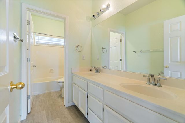 9331 Nestani Way, Elk Grove, CA 95758