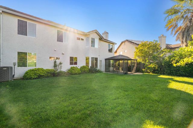 9331 Nestani Way, Elk Grove, CA 95758