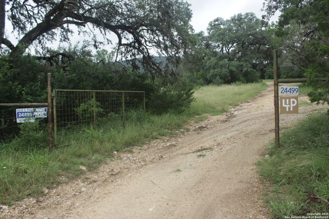 24499 HIGHWAY 8 Highway 83, Concan, TX 78801