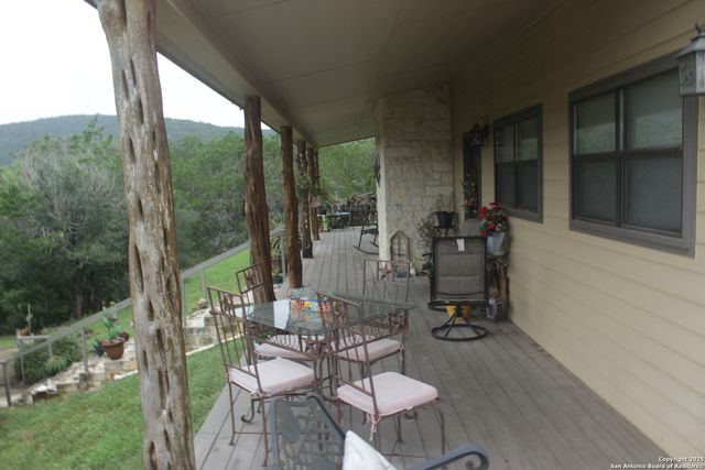 24499 HIGHWAY 8 Highway 83, Concan, TX 78801