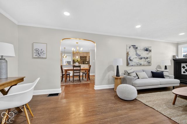 4710 Winthrop Avenue, Indianapolis, IN 46205