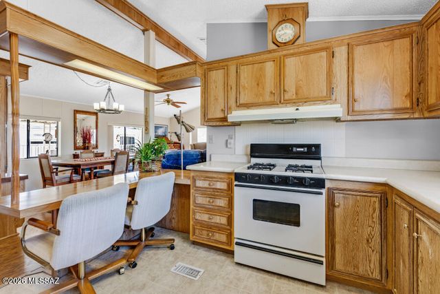 5700 W Box R Street, Tucson, AZ 85713