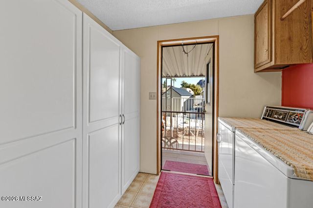 5700 W Box R Street, Tucson, AZ 85713