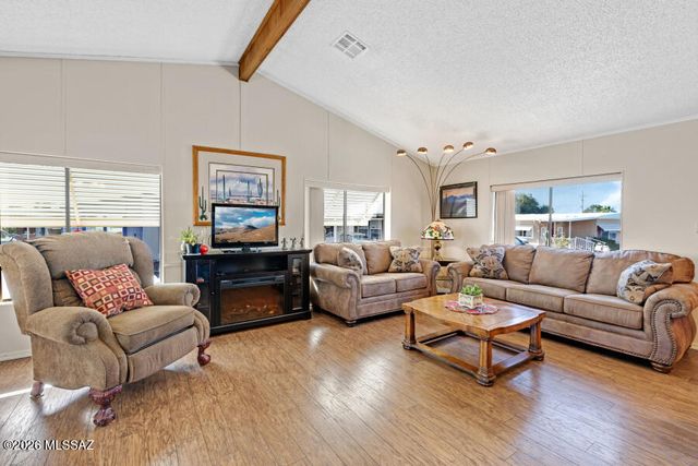 5700 W Box R Street, Tucson, AZ 85713