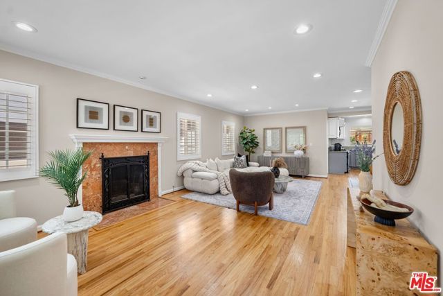 3317 Burritt Way, La Crescenta, CA 91214